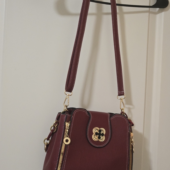 Temu Vintage Crossbody Tote /Shoulder w/ Adjustable Strap Color- Red - Picture 6 of 7